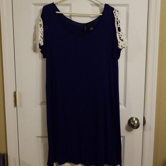 new directions Dresses & Skirts - New Directions Navy dress size Petite Med